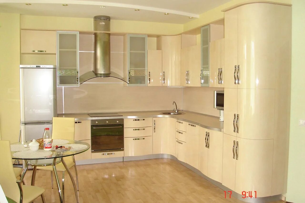 Кухня цвета ваниль в интерьере фото Кухня "Пластик #11" - Кухонные гарнитуры - Корпусная мебель - Каталог мебели - М