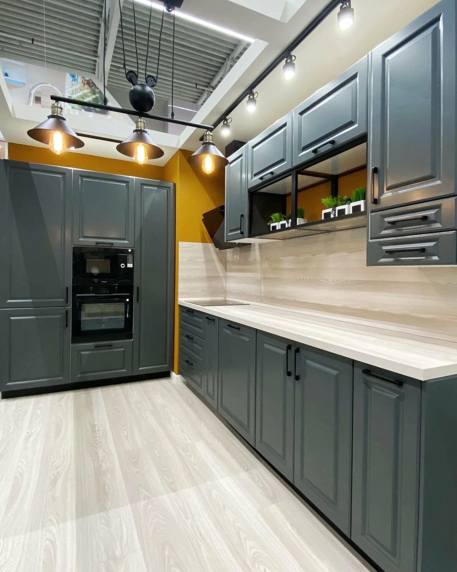 Кухня токио леруа мерлен в интерьере фото Кухня петергоф леруа мерлен - 4sofa.ru