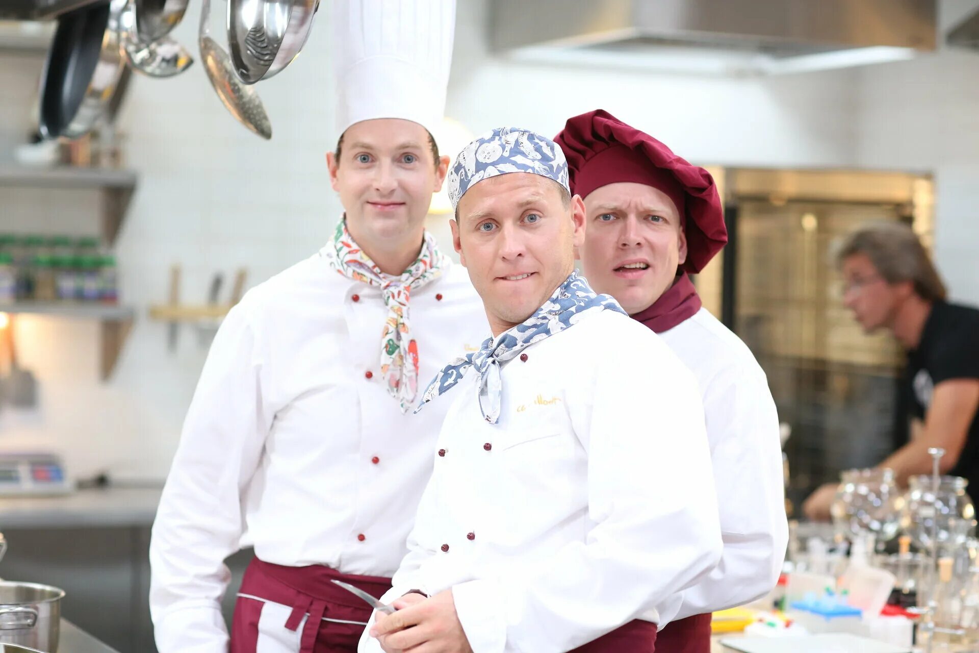 Кухня участники фото Фото: Кухня / Кадр со съемок сериала "Кухня" (2012) #2347257