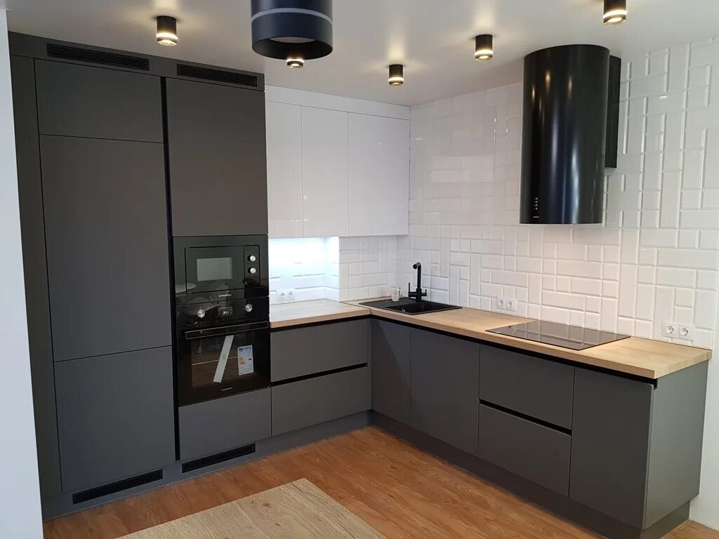 Кухня угловая без верхних шкафов дизайн фото Кухонный гарнитур угловой без верхних шкафов с одной стороны - фото