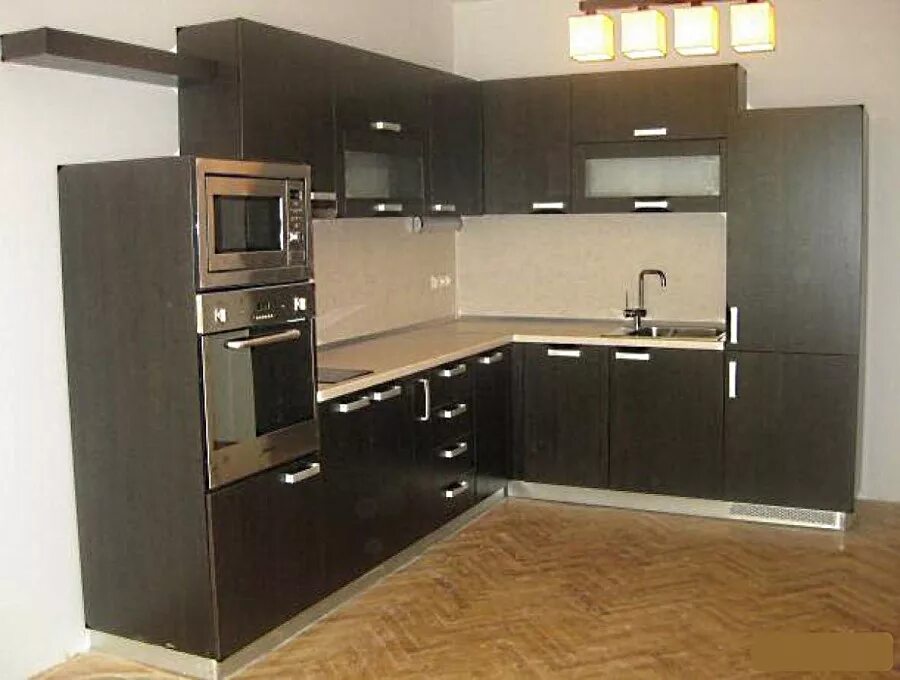 Кухня угловая дизайн встроенной техникой фото Кухни из ЛДСП в Минске цены фото, купить кухню недорого