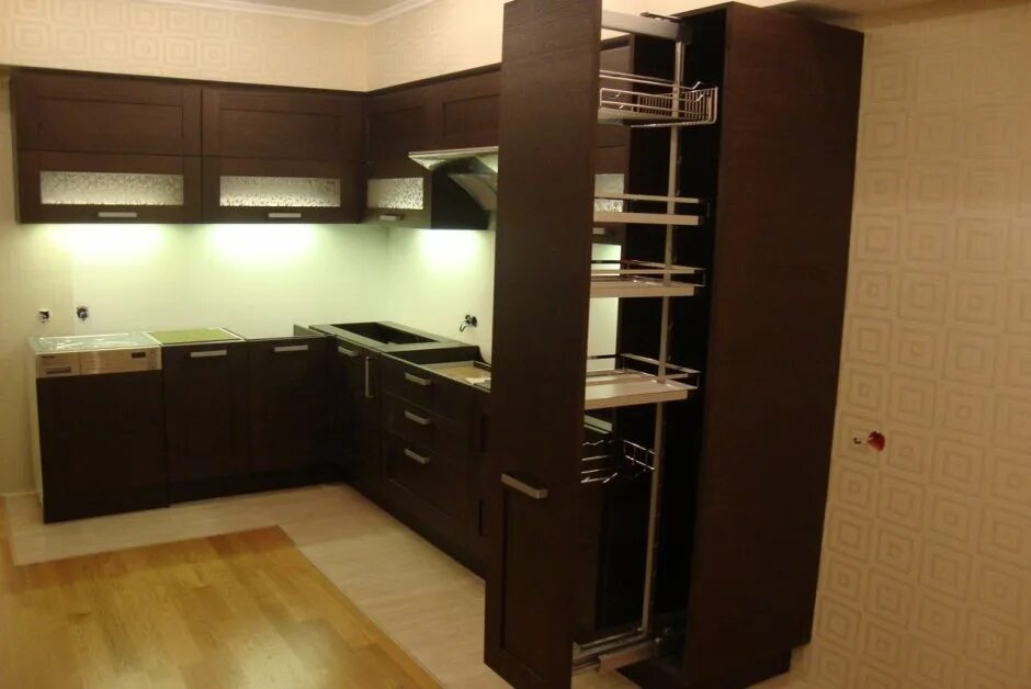 Кухня угловая с пеналом фото дизайн Угловой кухонный пенал Bixol.Ru