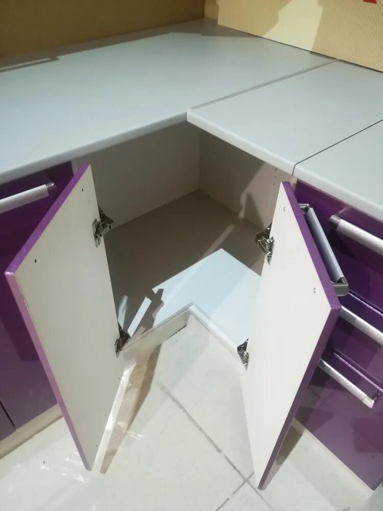 Кухня угловой стол фото МН-18 правый Стол угловой 885(835)/890(840)х600(540)х810, Боровичи мебель купить