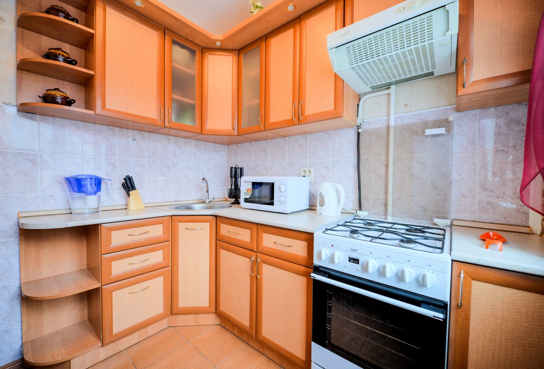 Кухня ул энгельса 43 фото Апартаменты Пять Звёзд Лёгкоатлетический Манеж, Челябинск, цены от 2748 руб. - с