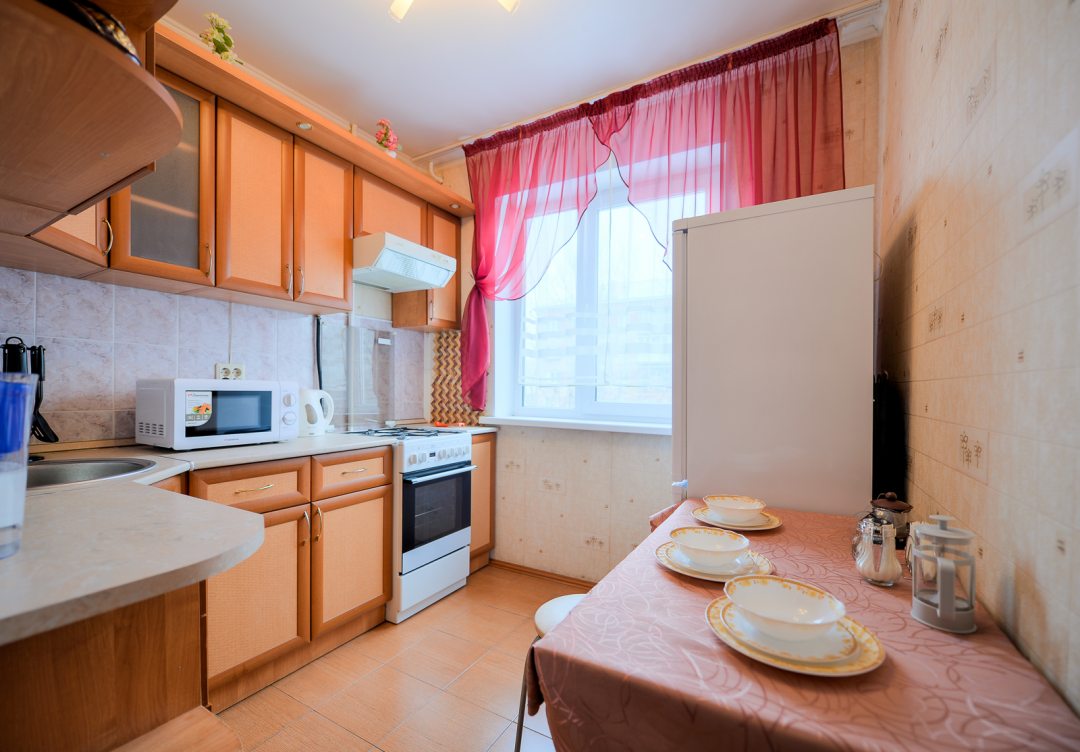 Кухня ул энгельса 43 фото Апартаменты Пять Звёзд Лёгкоатлетический Манеж, Челябинск, цены от 2748 руб. - с