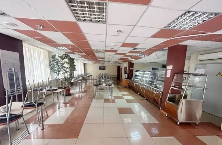 Кухня ул энгельса 43 фото В центре Ульяновска продают бар, столовую, кофейню и кафе / Новостной портал Уль