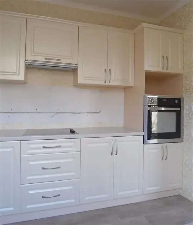 Кухня ясень белый фото в интерьере Кухня белый шагрень