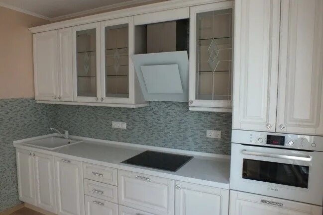 Кухня ясень белый фото в интерьере Кухни белые заказать в Москве недорого по индивидуальным размерам