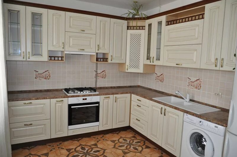 Кухня ясень белый фото в интерьере Кухни с дубовыми фасадами