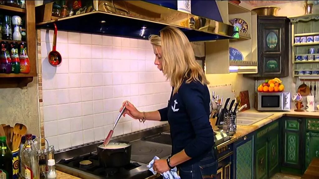 Кухня юлии высоцкой фото интерьер "Едим дома !" с Юлией Высоцкой - Кофейная история (10.11.2013) - YouTube