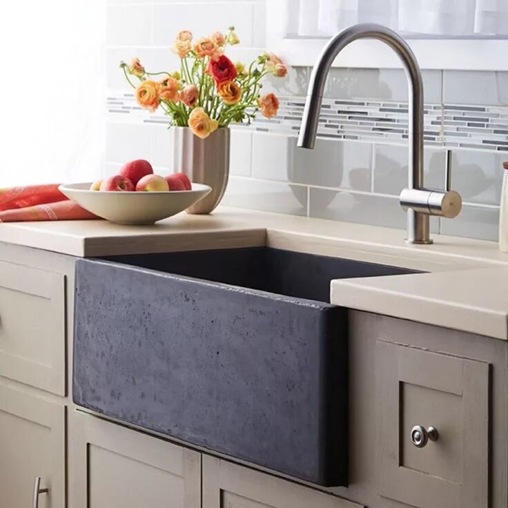 Кухонная мойка в интерьере Native Trails NSK3018 Farmhouse 30" Single Basin Undermount Kitchen Sink Slate F