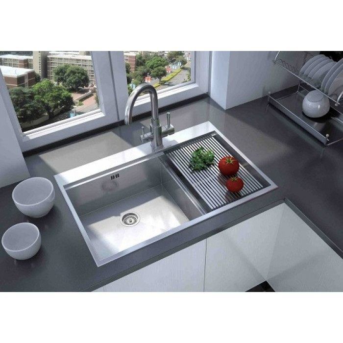 Кухонная мойка в интерьере кухни Мойка кухонная Zorg ZM R-5278-L MASTER DIXI 780*520 мм (cталь)