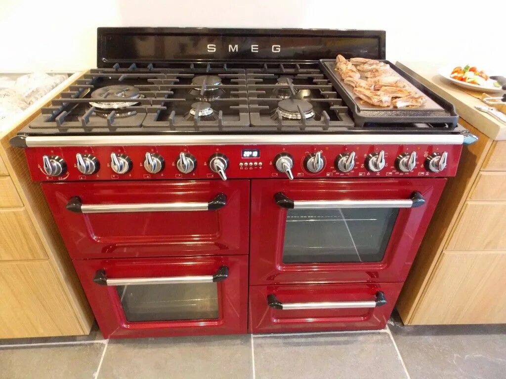 Кухонная плита фото Cooking with a Smeg Oven Smeg, Cooking range, Yorkshire home