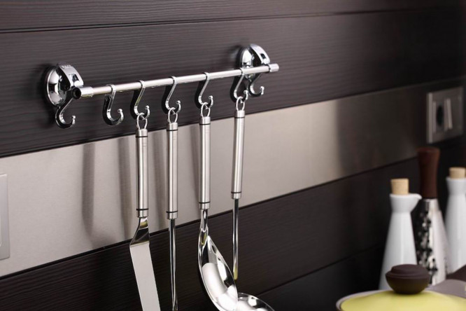 Кухонная штанга с крючками фото Рейлинг с крючками FECA Noble на вакуумных присосках - купить по цене 2 499 рубл