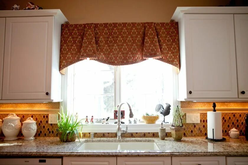 Кухонная шторка фото kitchen valance Kitchen window treatments, Modern kitchen window, Kitchen window