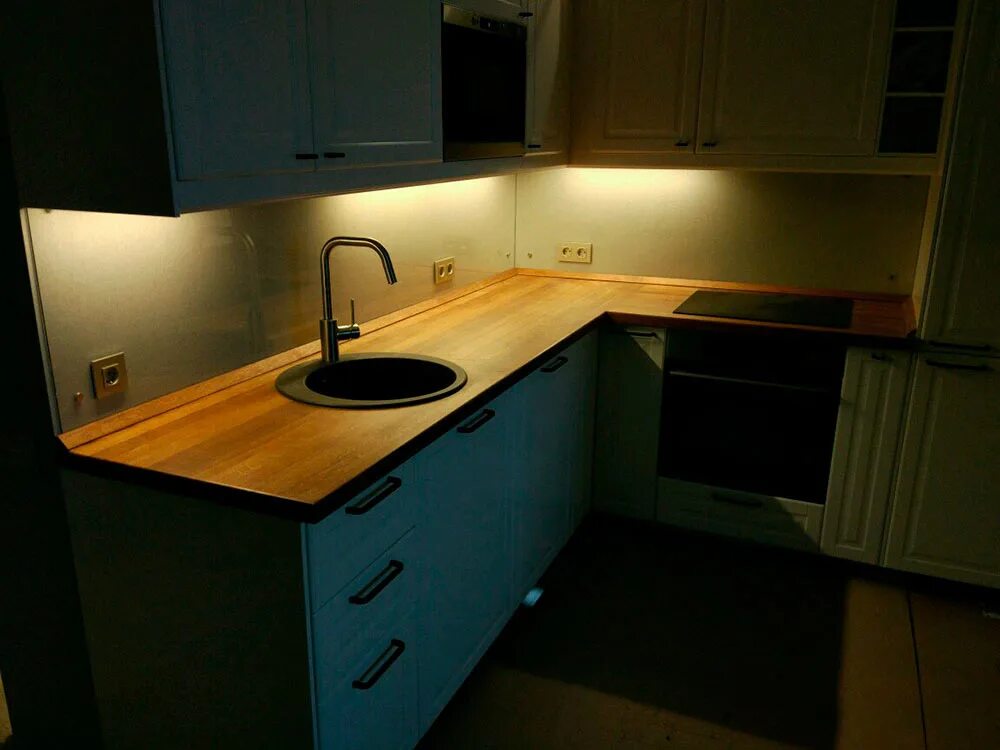 Кухонная столешница лиственница фото Изготовление столешниц на заказ в Твери г. Тверь ООО "Импдир"