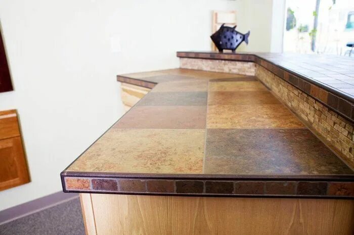 Кухонная столешница своими руками фото Творчество из остатков плитки Столешницы из плитки, Кухонные столешницы, Плитки 
