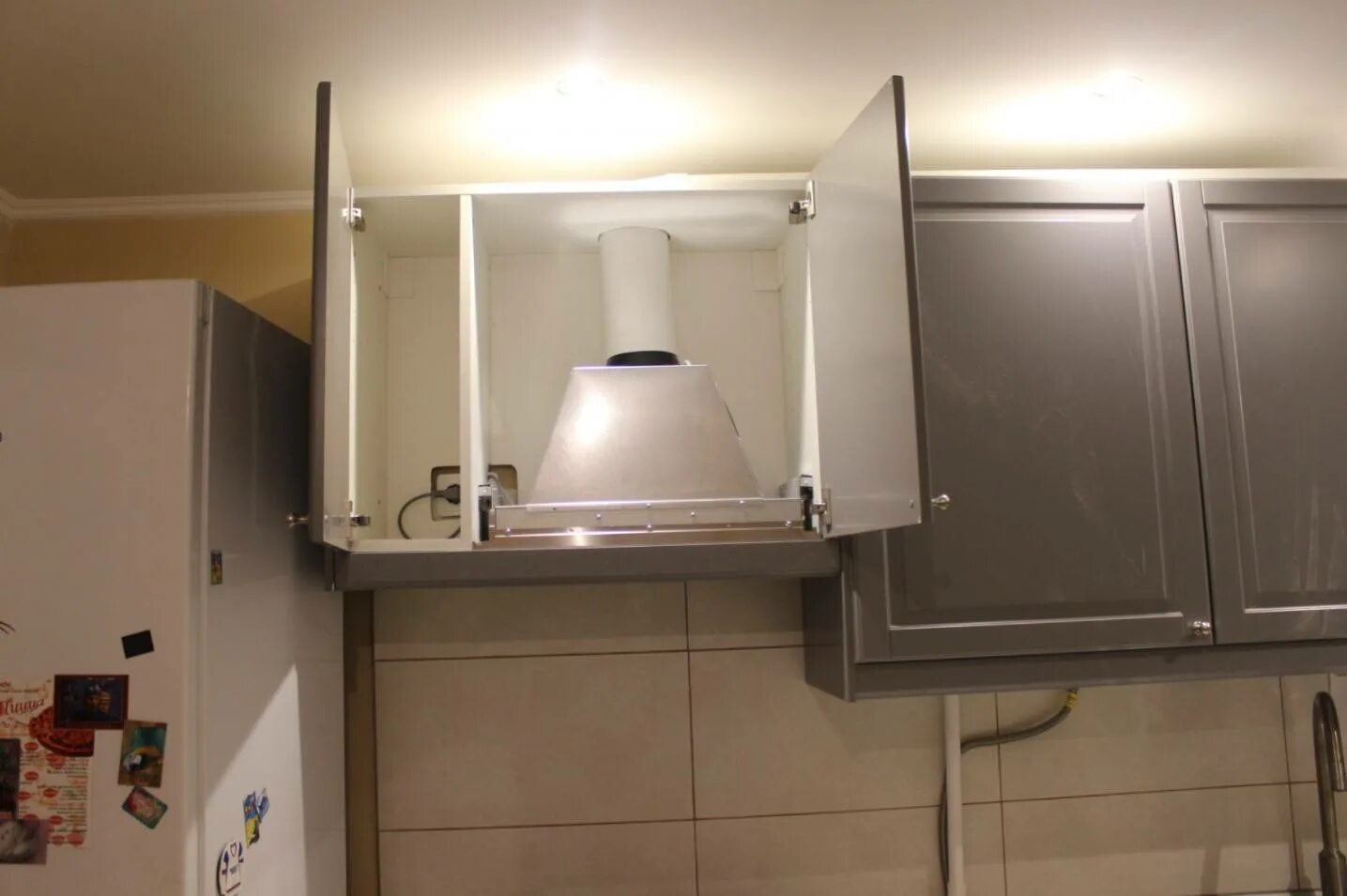 Кухонная вытяжка в шкафу фото Встраиваемая вытяжка на кухню: установка в шкаф