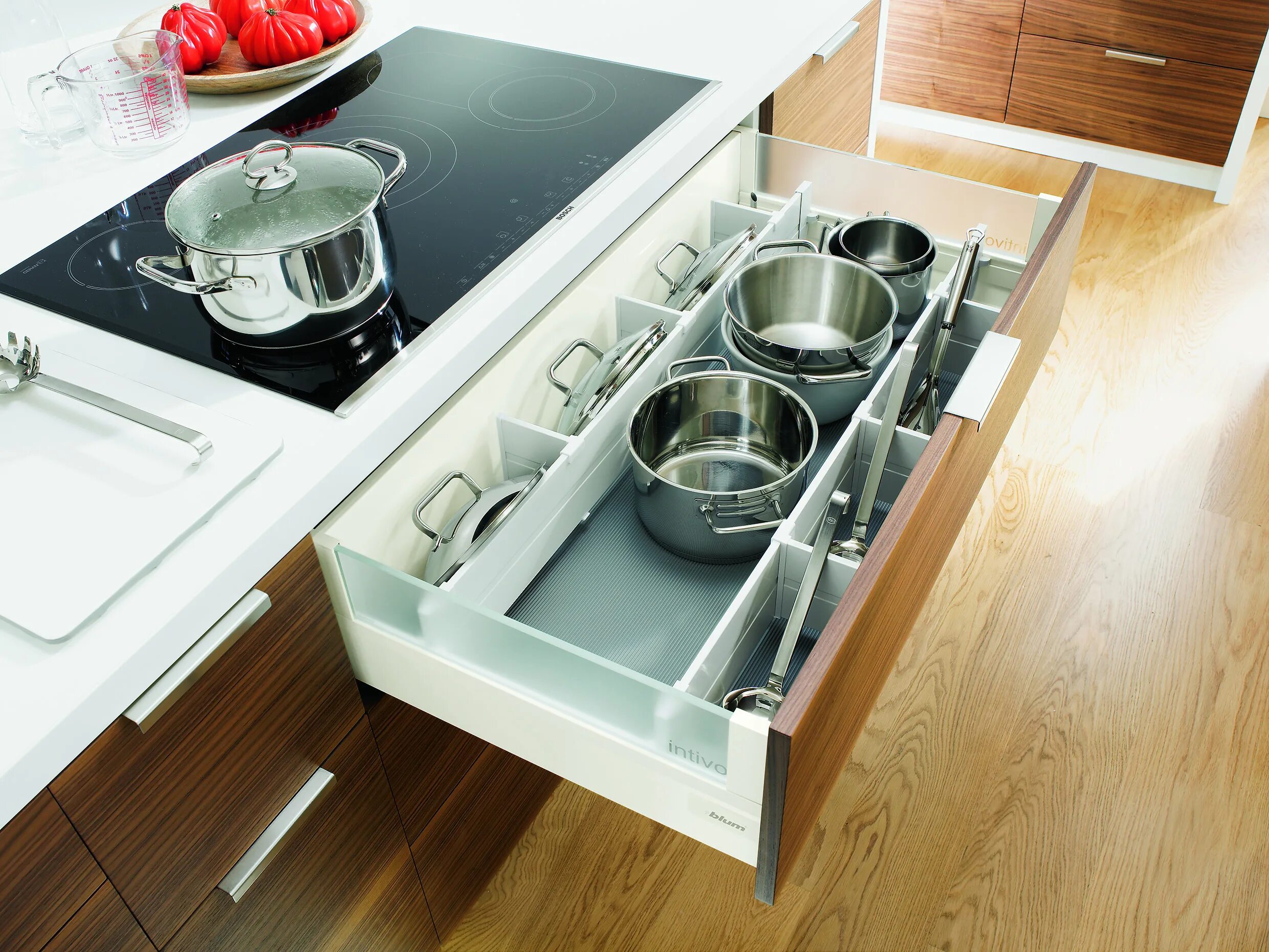 Кухонное наполнение шкафов фото TANDEMBOX intivo, высота K - 116 мм