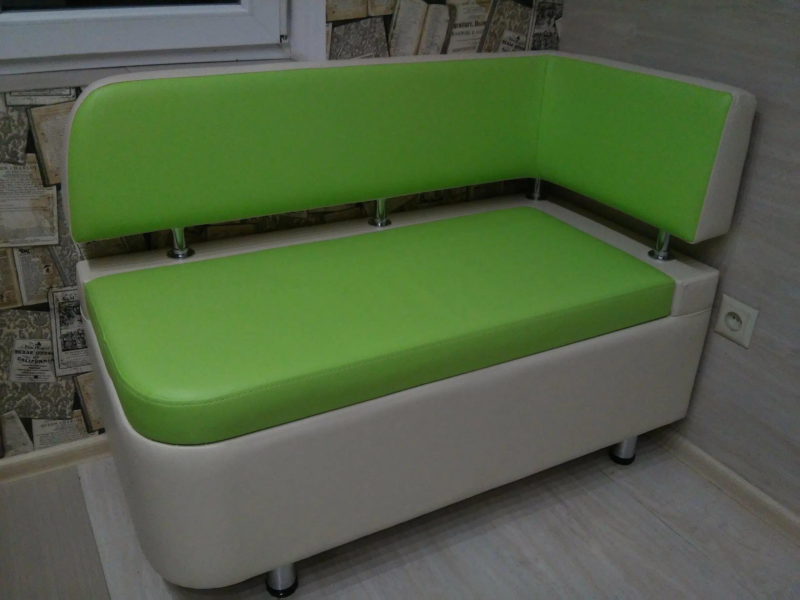 Кухонные диванчики прямые для маленькой кухни фото Недорогие маленькие диваны на кухню: найдено 81 картинок