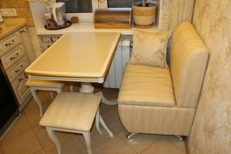 Кухонные диваны для маленькой кухни фото Pin by Сергей Дудяков on мебель Small sofa, Kitchen sofa, Kitchen cabinets and f