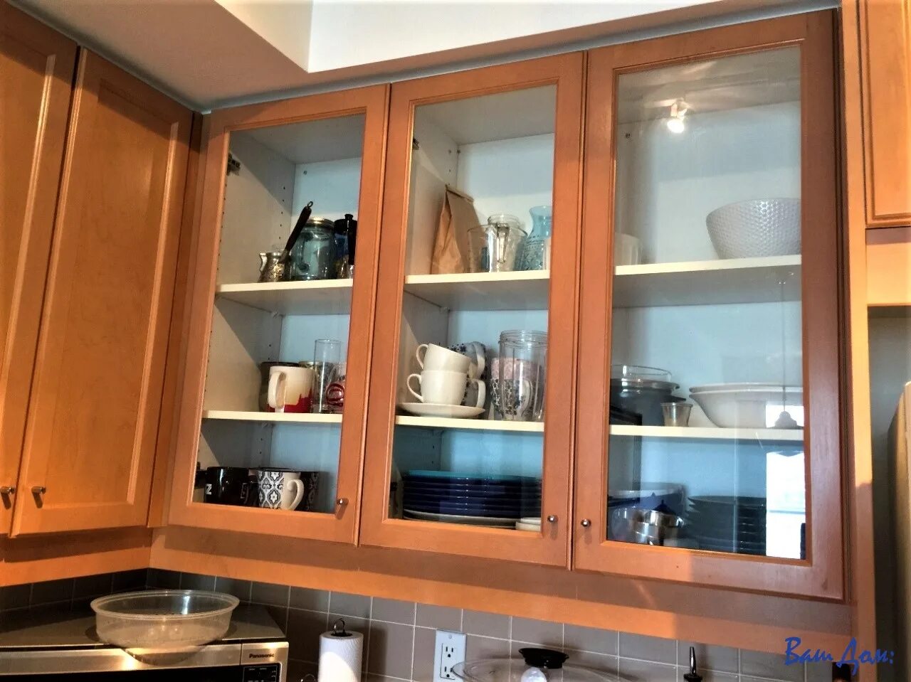 Кухонные дверки фото Стекло для шкафа на кухню: найдено 89 картинок