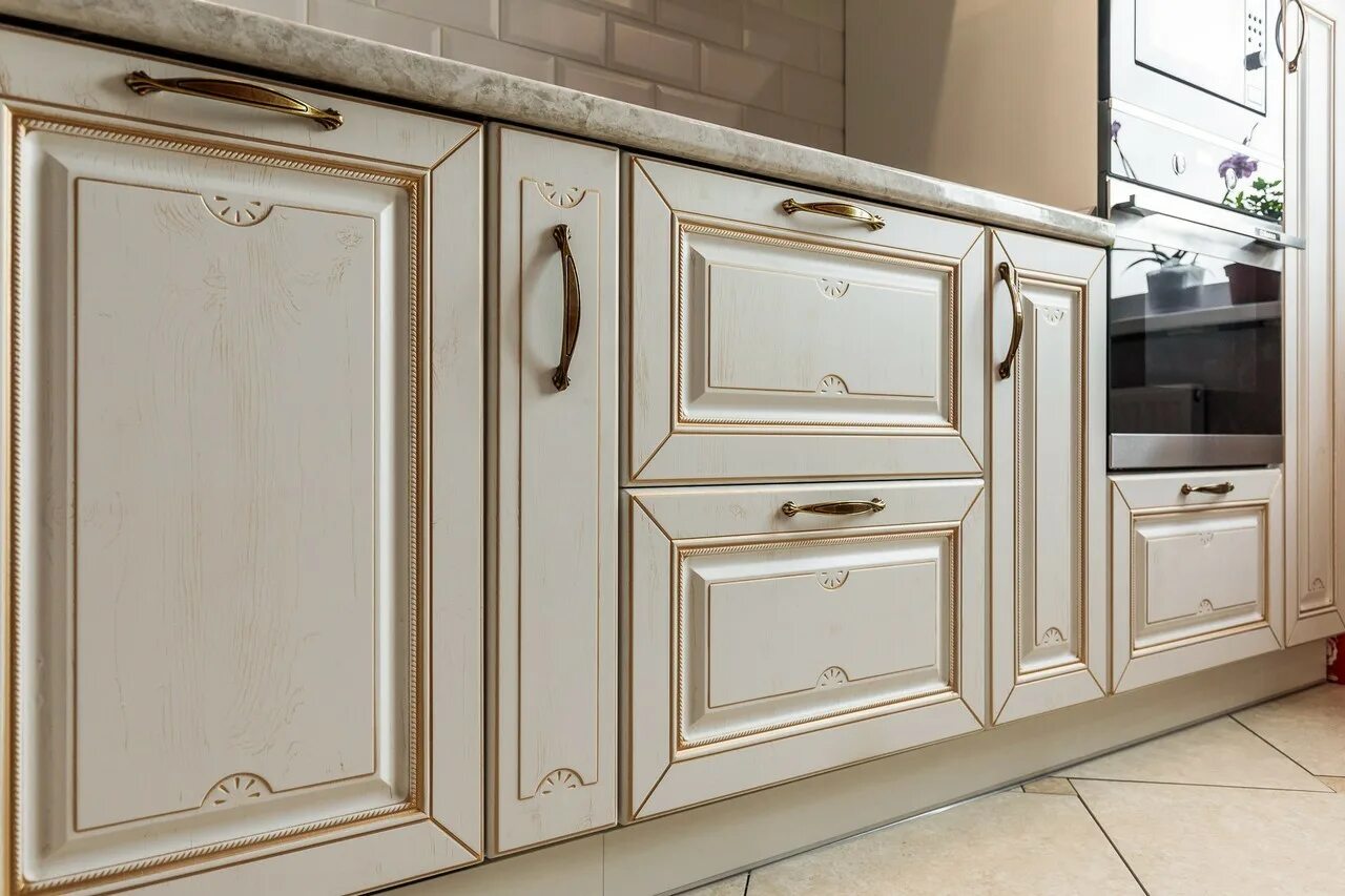 Кухонные фасады фото Декорирование мебельных фасадов