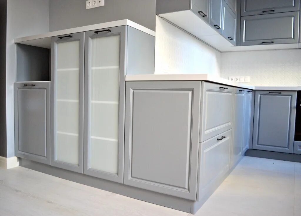 Кухонные фасады фото цена Из какого материала выбрать ручки для кухонных шкафов - статья от компании "Kess