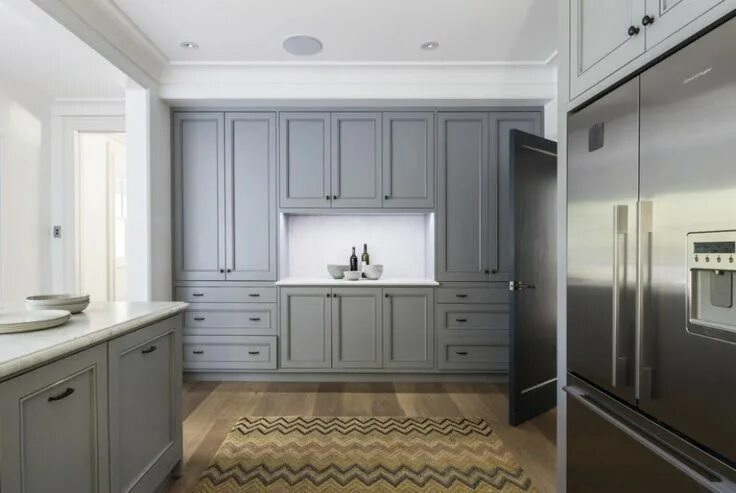 Кухонные фасады в интерьере Bellevue Hill Kitchen grey kitchen panelled kitche #Bellevue #Benchtops #cabinet