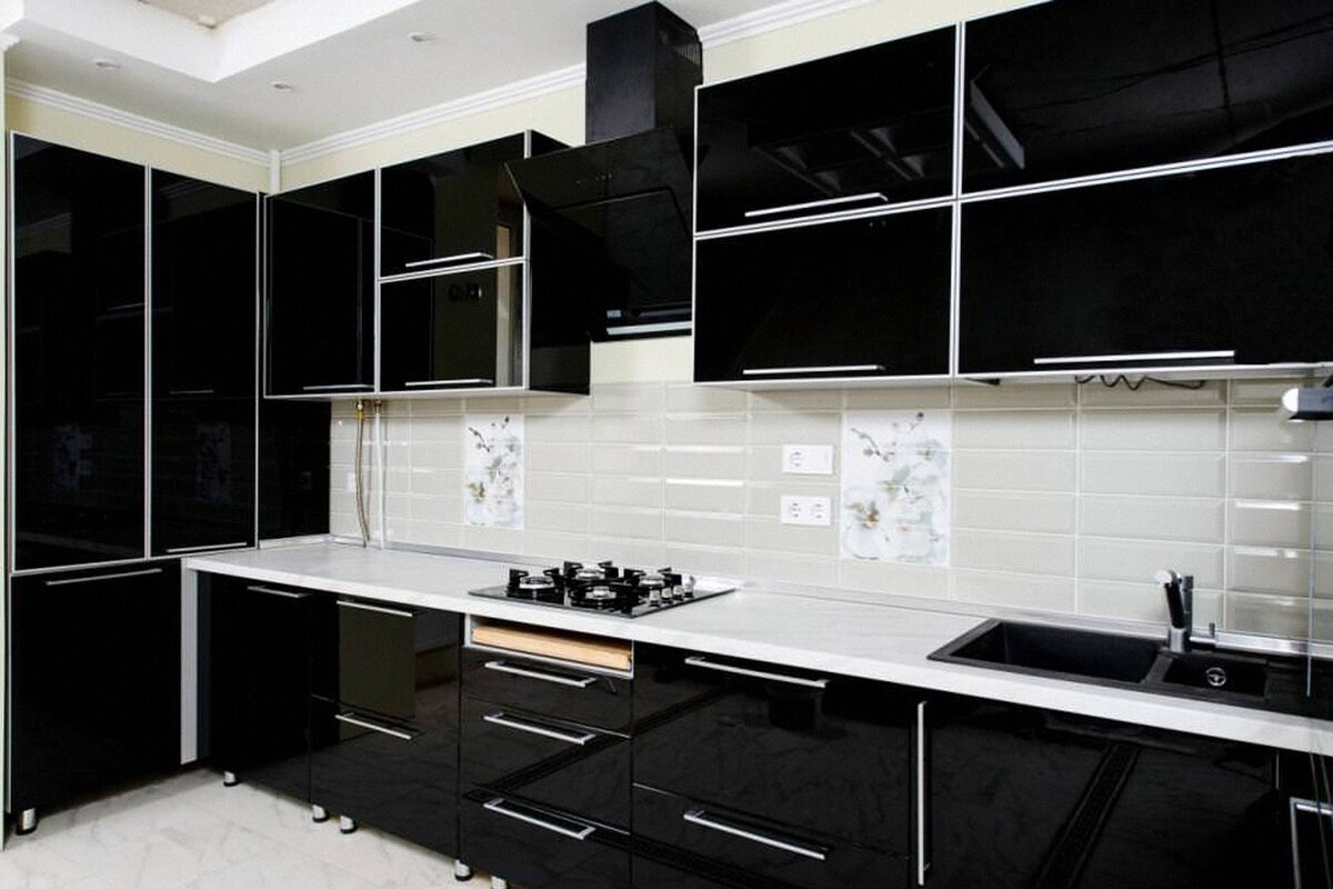 Кухонные гарнитуры черно белого цвета фото Вы сильно рискуете, покупая эту ерунду! 10 самых непрактичных вещей на вашей кух