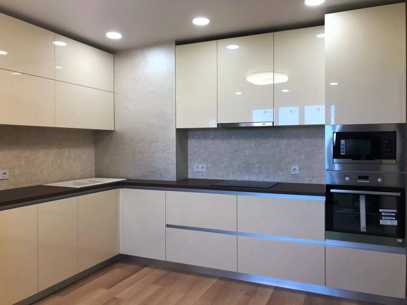 Кухонные гарнитуры эмаль фото Стоит ли выбирать эмалированные кухонные фасады?