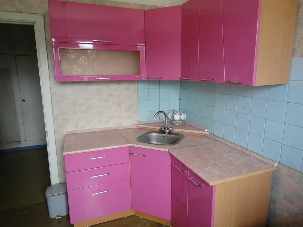 Кухонные гарнитуры фото и цены бу Кухонный гарнитур для маленькой кухни б у