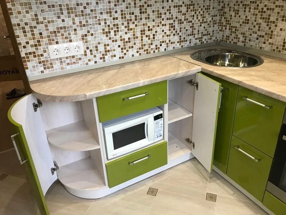 Кухонные гарнитуры фото маленьких кухонь 6 Угловой кухонный шкаф. Гарнитур для маленькой кухни