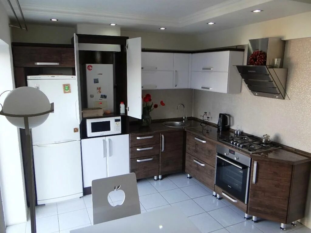 Кухонные гарнитуры фото с котлом Проекты кухни с газовым котлом