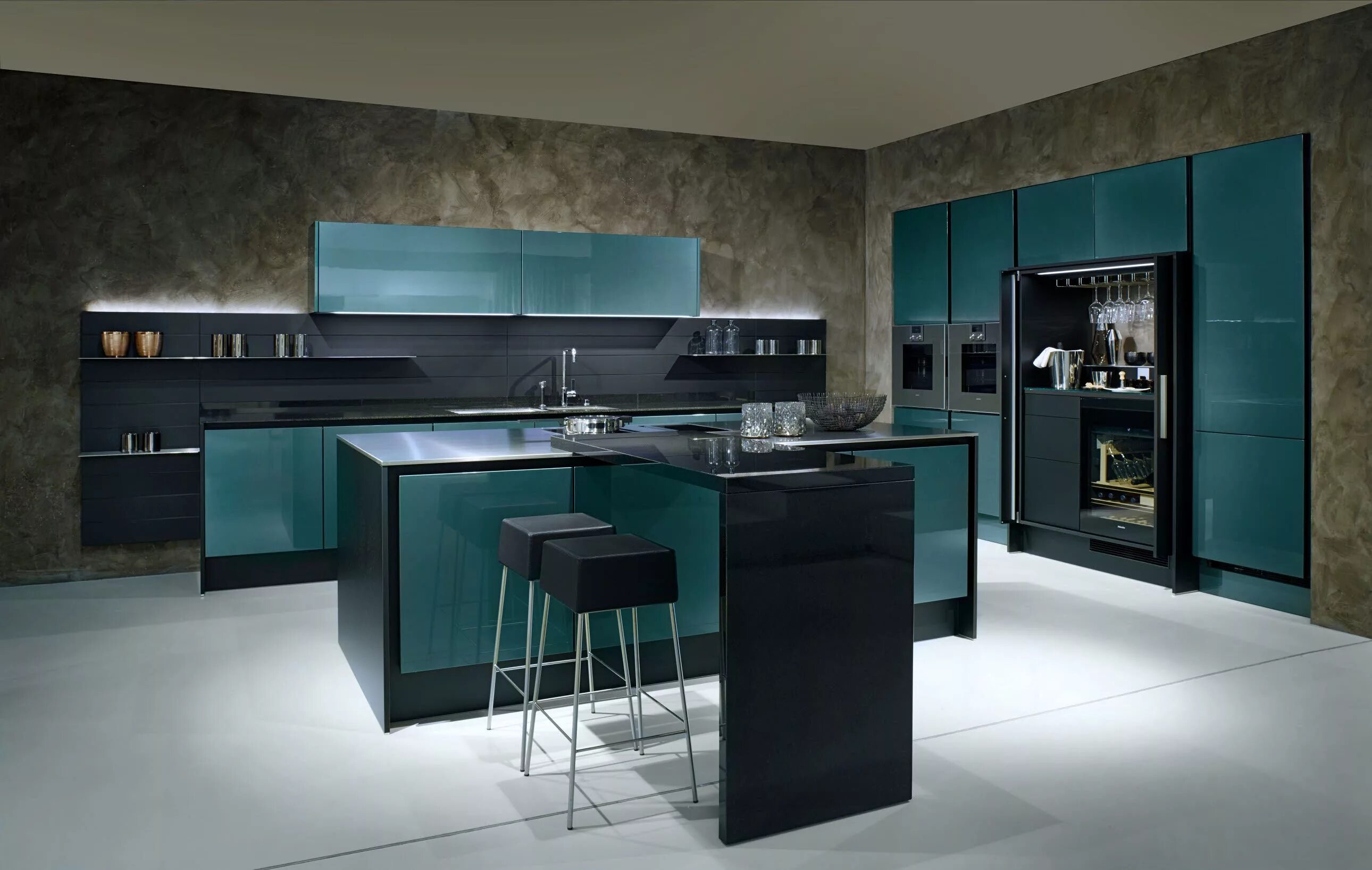 Кухонные гарнитуры фото в тренде Image result for An industrial flat in Barcelona with an amazing kitchen Arredo 