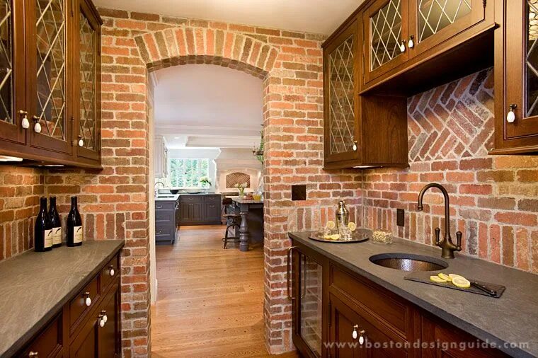 Кухонные гарнитуры из кирпича фото Pin on Kitchens and Bar areas