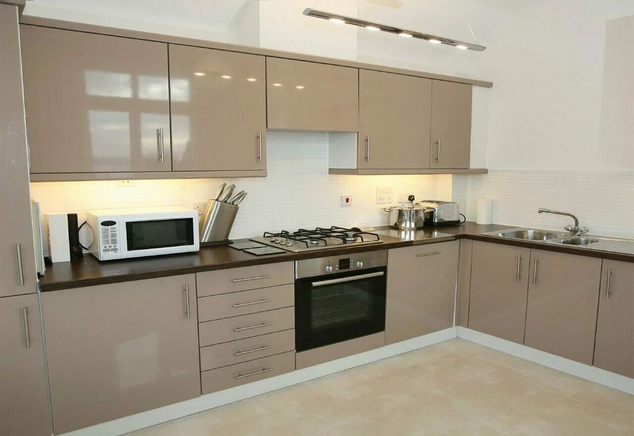 Кухонные гарнитуры капучино фото Угловые кухни бежевые по низким ценам - заказать мебель от производителя