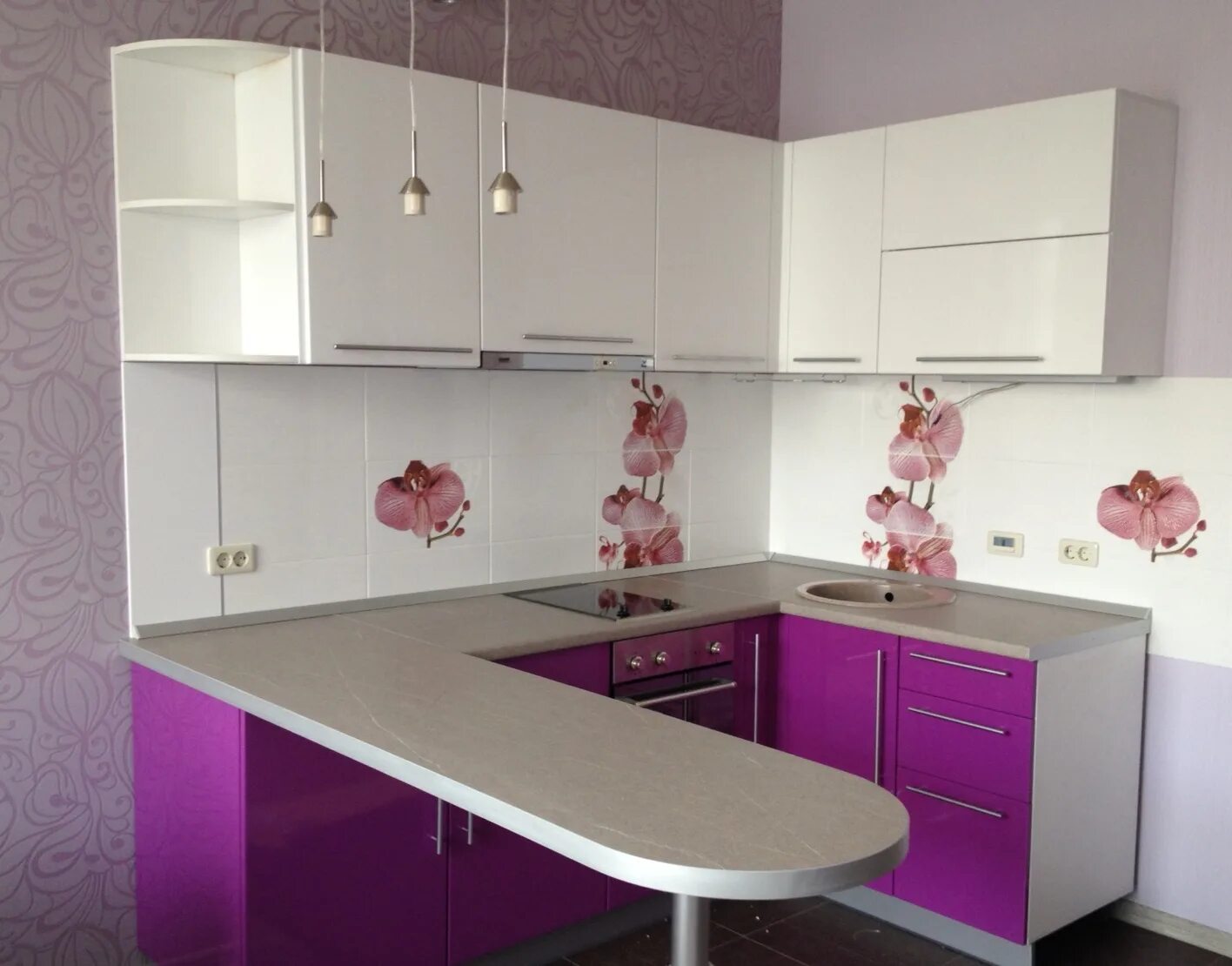 Кухонные гарнитуры кемерово цены фото Угловая кухня с барной стойкой 314 на заказ в Кемерово - "Академия Уюта"