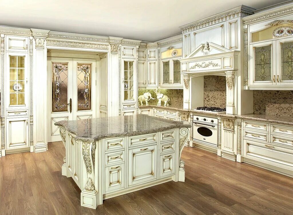 Кухонные гарнитуры классического стиля фото Руссанс, мебельная фабрика, Москва, посёлок Рублёво, улица Василия Ботылёва, 20,