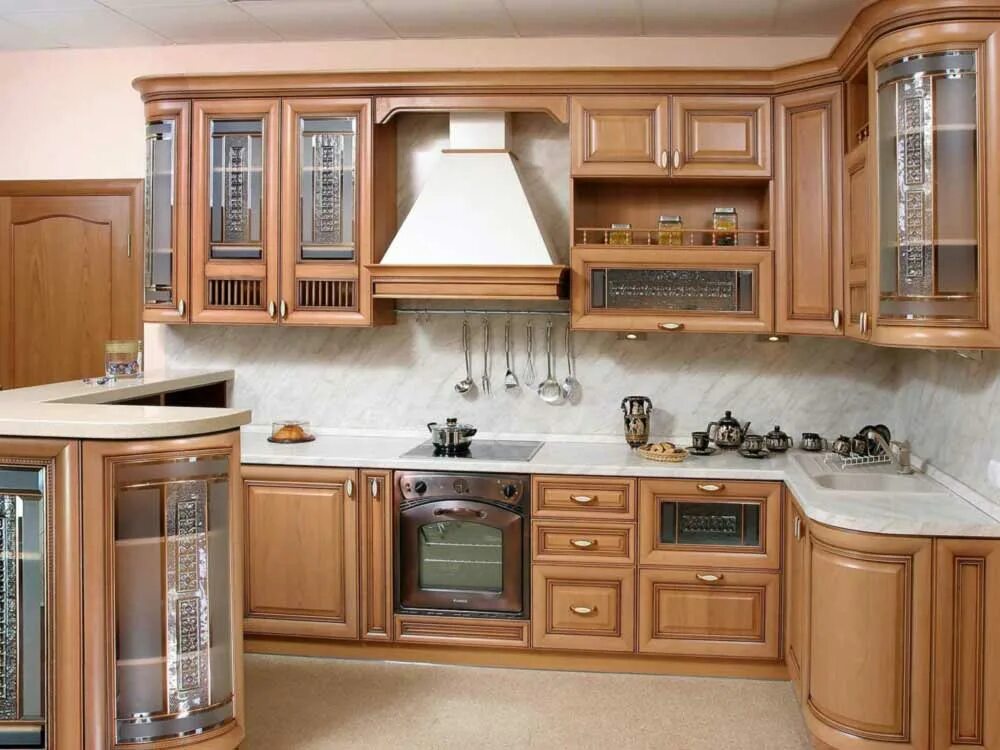 Кухонные гарнитуры классика фото угловые Кухня "Классика 108" - Кухни в Красногорске