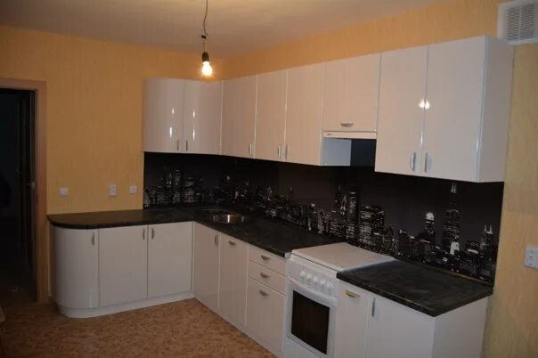 Кухонные гарнитуры набережные челны фото цены Кухни с МДФ фасадами от 35000 рублей, купэ от 17000 рублей, кровати от 5000 рубл