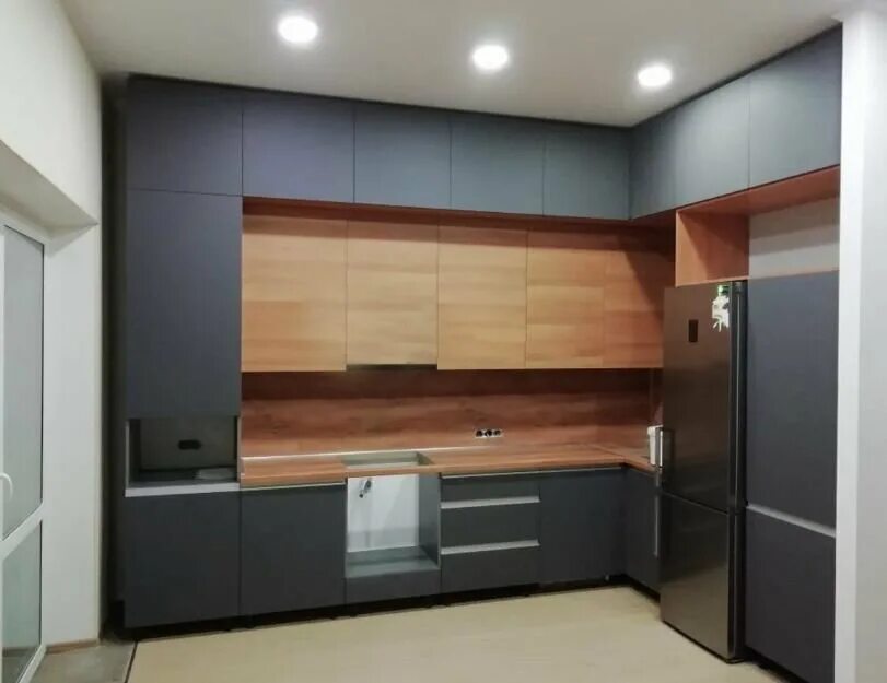 Кухонные гарнитуры с антресолями фото Panorama: Mebel Povolzhya, custom-made furniture, Россия, Гагарин, улица Герцена