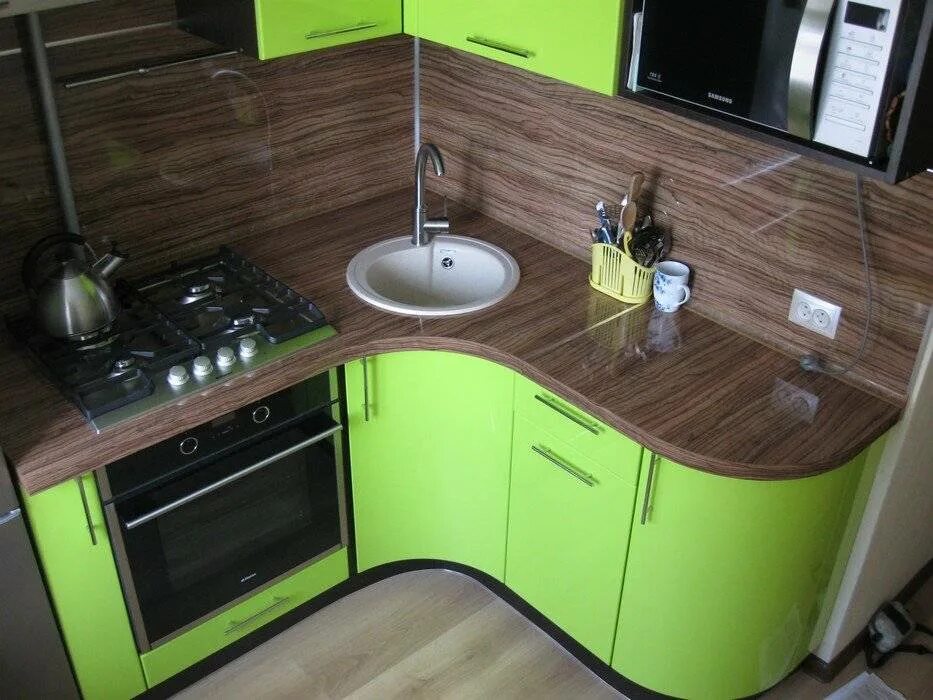 Кухонные гарнитуры угловые фото с раковиной Кухонный гарнитур угловой: с угловой мойкой, как выбрать, дизайн, фото