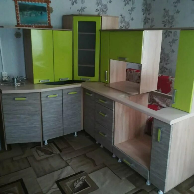 Кухонные гарнитуры в бийске фото Кухня - купить в Бийске, цена 30 000 руб., продано 23 июля 2019 - Кухонные гарни