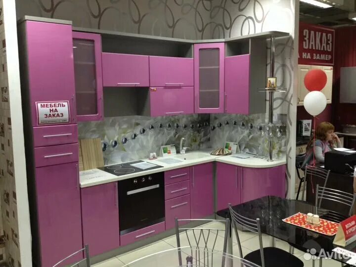 Кухонные гарнитуры в бийске фото Кухня с каменной столешницей купить в Бийске Товары для дома и дачи Авито