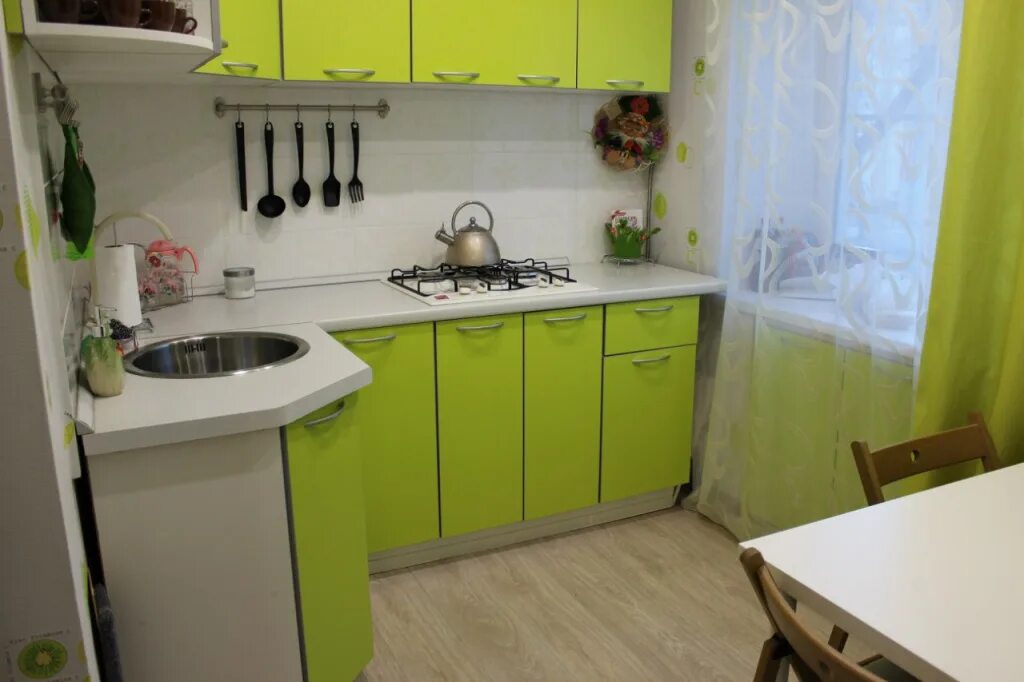 Кухонные гарнитуры в кухню хрущевка фото Дизайн угловой кухни 5 кв м - советы и обзоры от специалистов