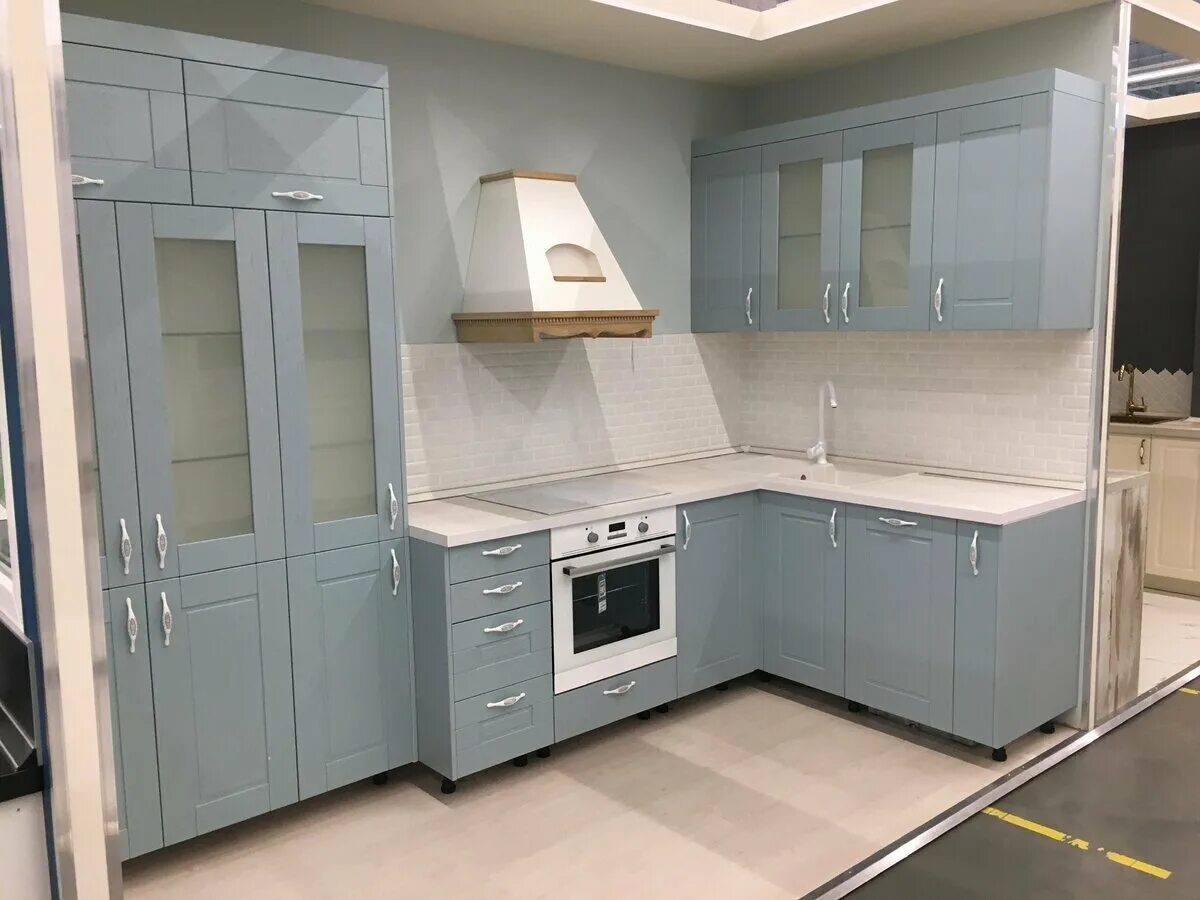 Кухонные гарнитуры в леруа мерлен фото Тортора кухня цвет столешницы - 90 фото