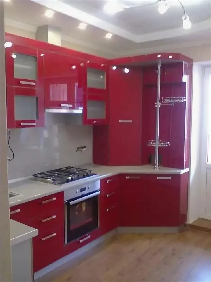 Кухонные гарнитуры в волгограде фото и цены Кухонный гарнитур красный, столешница белая в Пятигорске. Цена товара от 20 000 