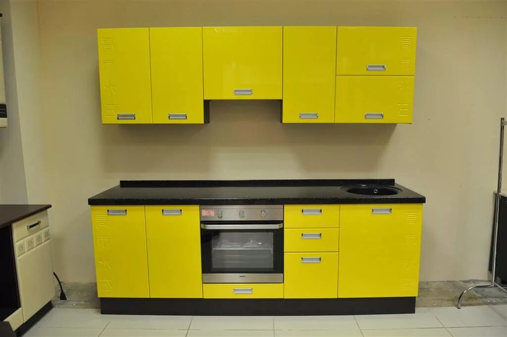 Кухонные гарнитуры желтый фото "Кухни за 1 день" ждут покупателя! - Фоторепортаж - ПокупкиСамара