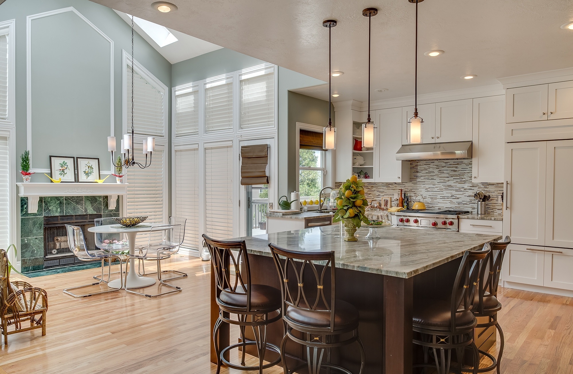 Кухонные интерьеры дмитрия ульянова Скачать обои мебель, интерьер, кухня, столовая, раздел интерьер в разрешении 200